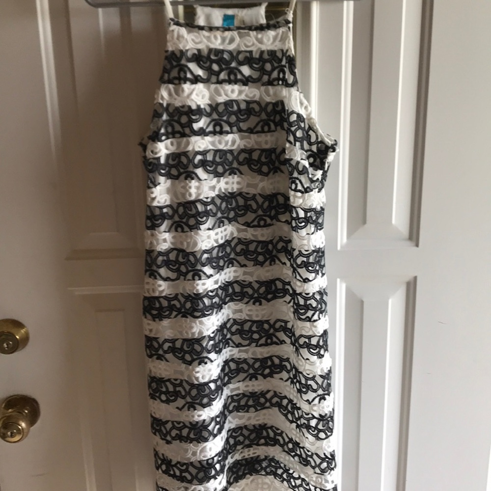 Dress - Picture 4 of 5